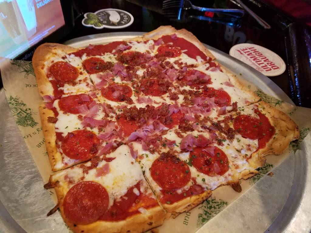 Maloneys Local Irish Pub Carrollwood | restaurant | 12904 N Dale Mabry Hwy, Tampa, FL 33618, USA | 8132525526 OR +1 813-252-5526