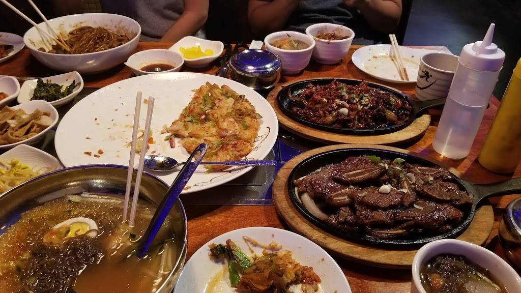 Sa Ri One Korean BBQ and Sushi | restaurant | 1025 W Brandon Blvd, Brandon, FL 33511, USA | 8135480024 OR +1 813-548-0024