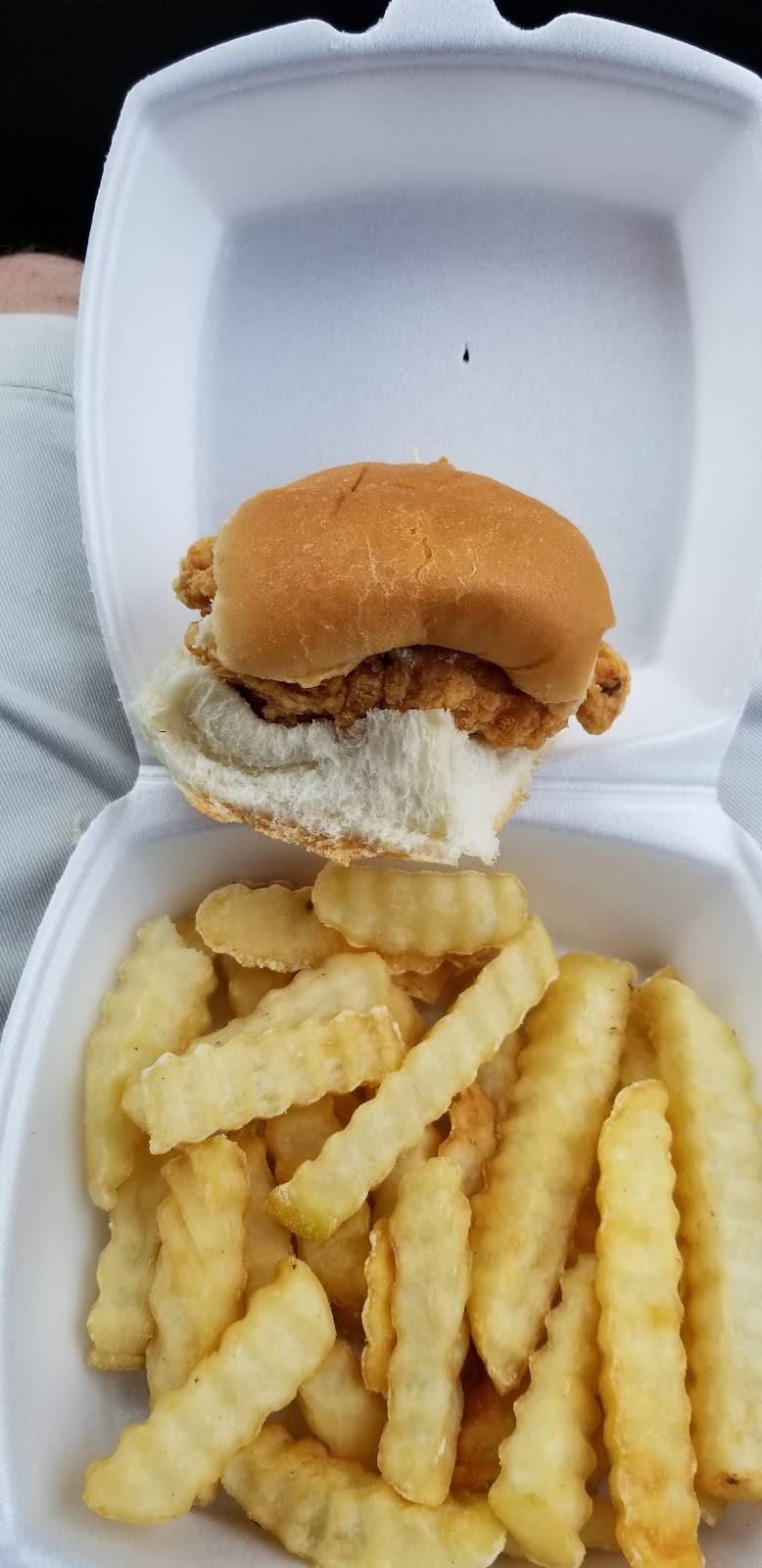 Shrimp Shack | restaurant | 1929 Sea Island Pkwy, St Helena Island, SC 29920, USA | 8438382962 OR +1 843-838-2962