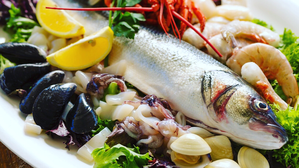 Ports of Italy, Rockport | restaurant | 141 Commercial St, Rockport, ME 04856, USA | 2072361011 OR +1 207-236-1011