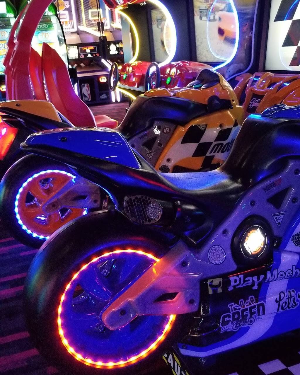 Andy Bs Bowl Social | restaurant | 2600 Panhandle St, Denton, TX 76201, USA | 9402228858 OR +1 940-222-8858