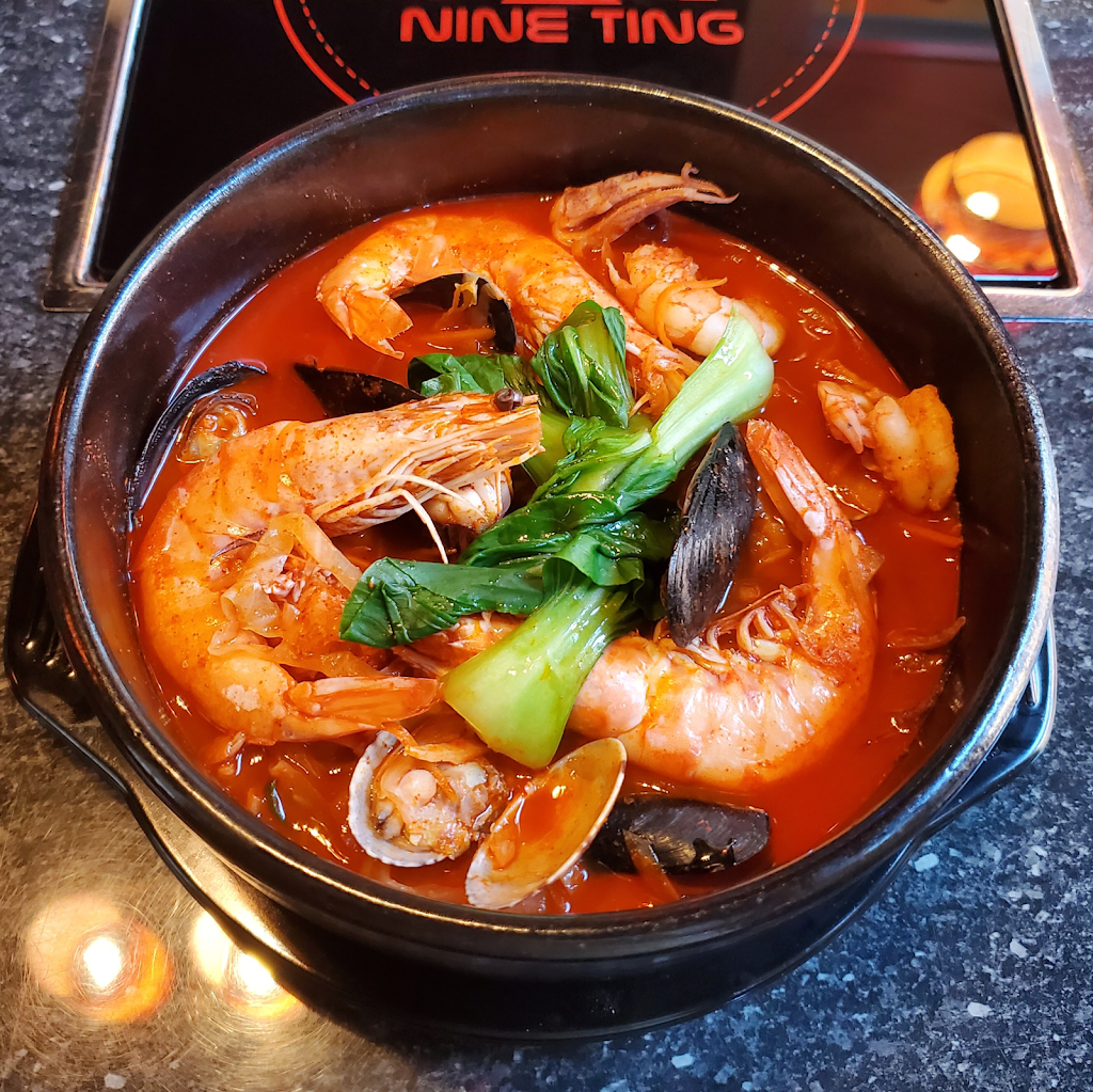 Nine Ting | restaurant | 926-928 Race St 1st Floor, Philadelphia, PA 19107, USA | 2152389996 OR +1 215-238-9996