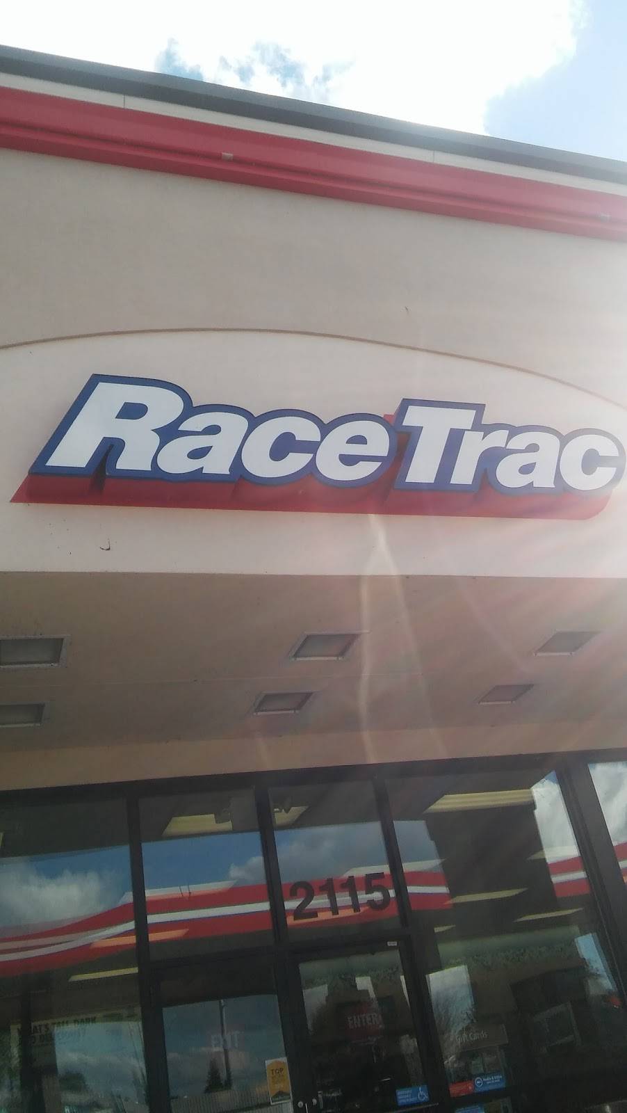 RaceTrac | bakery | 2115 US-441, Leesburg, FL 34748, USA | 3523239109 OR +1 352-323-9109