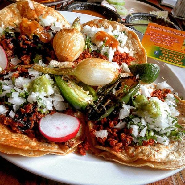 Los Corrales | restaurant | 2244 Junction Ave, Detroit, MI 48209, USA | 3138493196 OR +1 313-849-3196