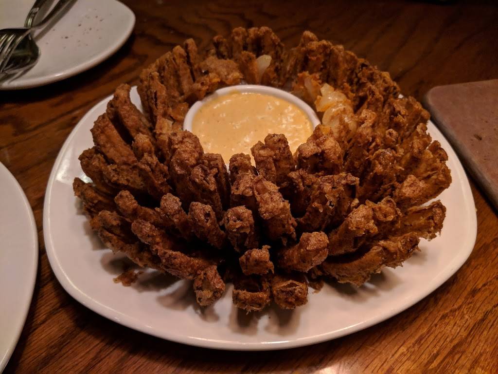 Outback Steakhouse | restaurant | 311 Hampton Ct, Onalaska, WI 54650, USA | 6087814329 OR +1 608-781-4329