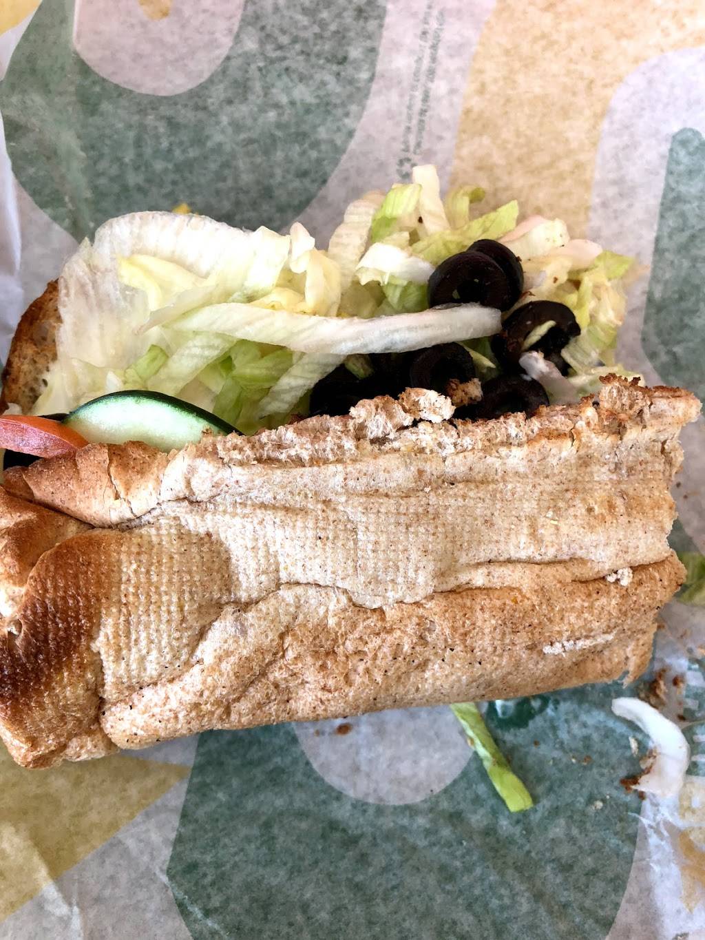 Subway | restaurant | 10325 Reading Rd, Cincinnati, OH 45241, USA | 5135634461 OR +1 513-563-4461