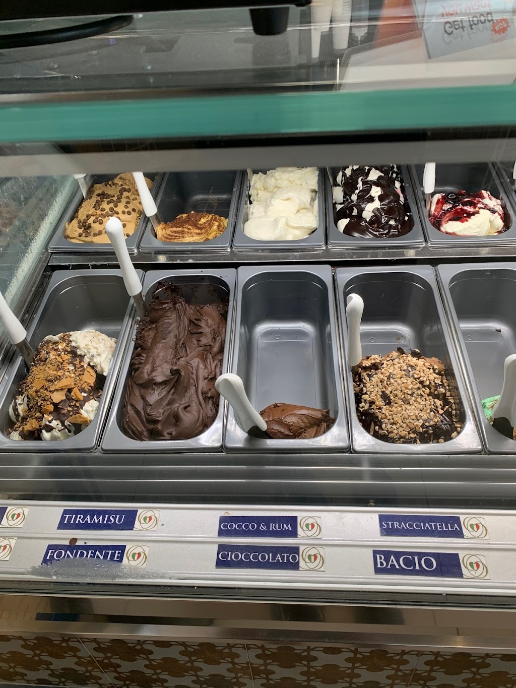 Alice Pizza - Market Street | restaurant | 1234 Market St, Philadelphia, PA 19107, USA | 2155632223 OR +1 215-563-2223