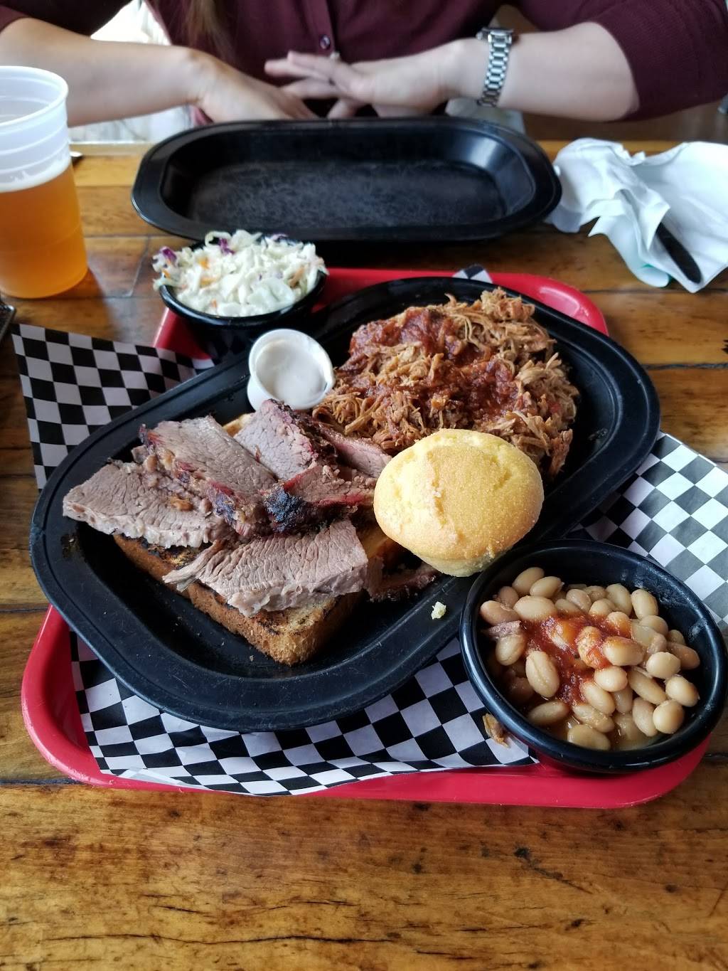 Skeeters Pit BBQ | restaurant | 106 Victor Ln, Shamokin Dam, PA 17876, USA | 5707432727 OR +1 570-743-2727