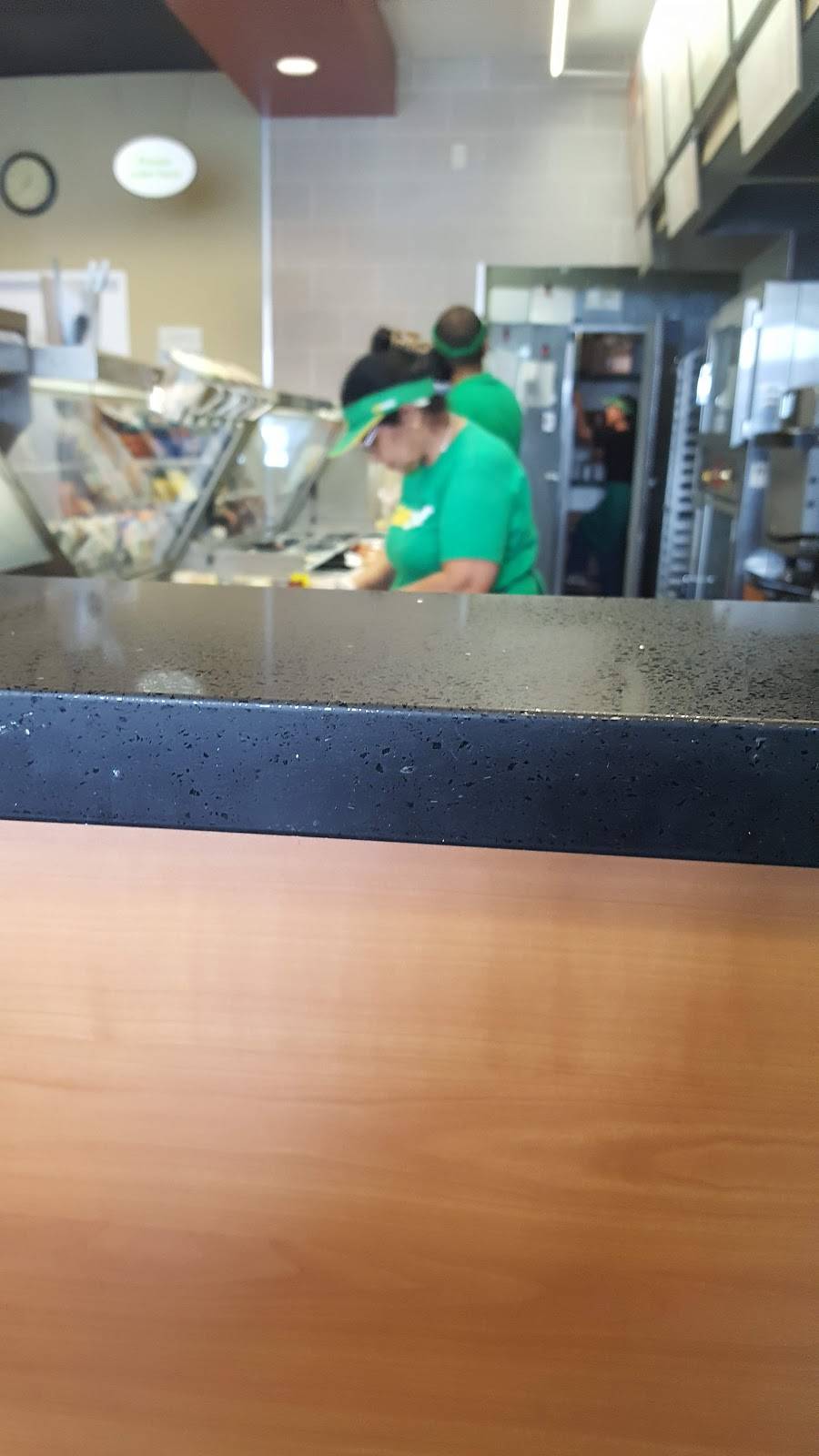 Subway Restaurants | restaurant | 19315 Victory Blvd, Reseda, CA 91335, USA | 8183422377 OR +1 818-342-2377