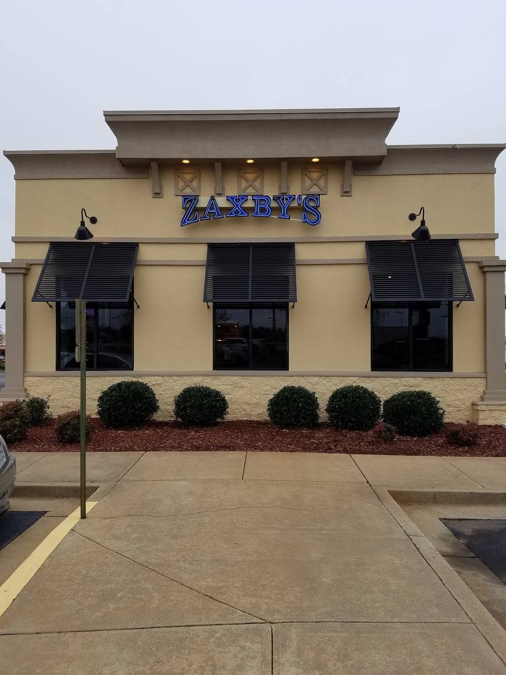 Zaxbys Chicken Fingers & Buffalo Wings | restaurant | 1488 Lafayette Pkwy, LaGrange, GA 30241, USA | 7068128993 OR +1 706-812-8993