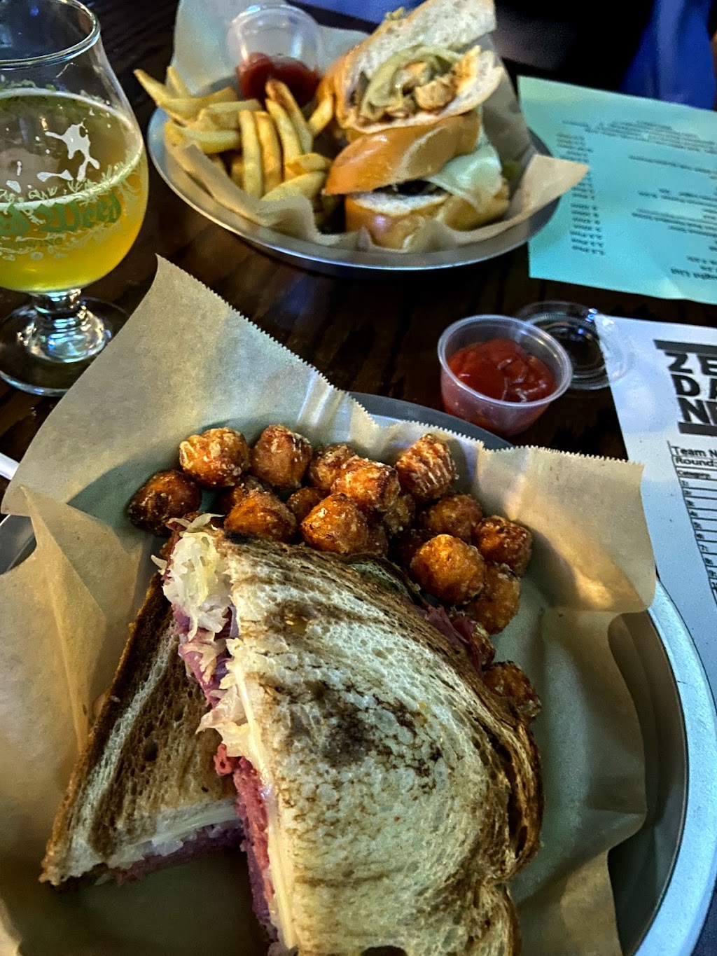 Stumble Stilskins | restaurant | 202 W Market St, Greensboro, NC 27401, USA | 3366911222 OR +1 336-691-1222