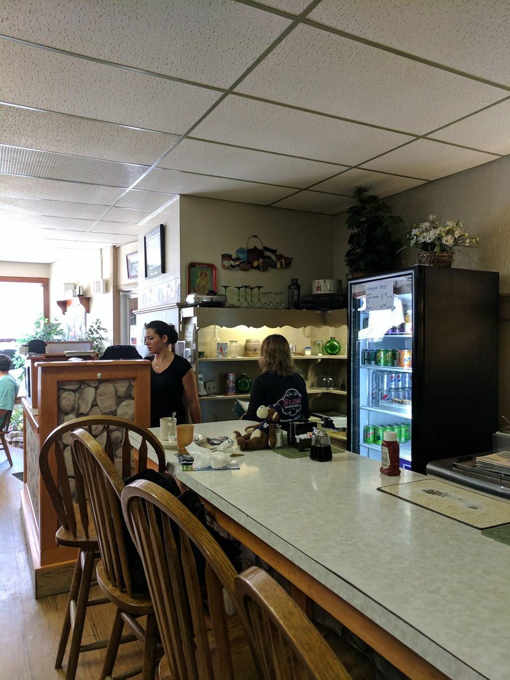 Slims | restaurant | 129 Main St, Boonville, NY 13309, USA | 3159425376 OR +1 315-942-5376