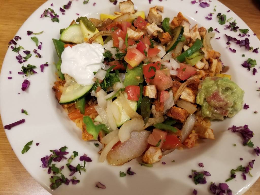 Sharkys | restaurant | 6725 Quail Hill Pkwy, Irvine, CA 92603, USA | 9498561300 OR +1 949-856-1300