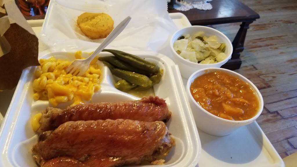 Qs Restaurant | restaurant | 1599 White Way, Atlanta, GA 30344, USA | 4047679894 OR +1 404-767-9894