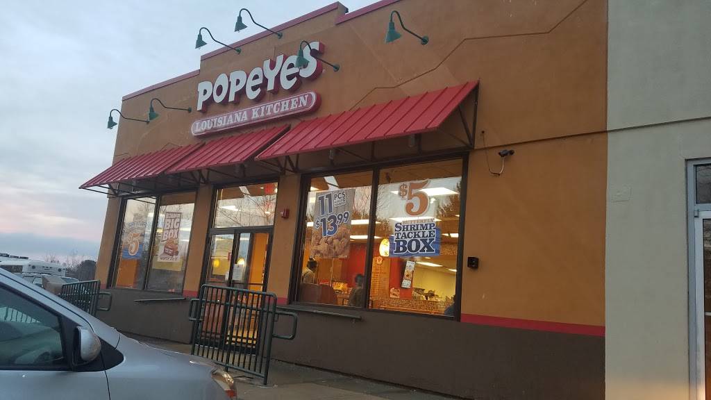 Popeyes Louisiana Kitchen | restaurant | 665 Boston Rd, Springfield, MA 01119, USA | 4137821000 OR +1 413-782-1000