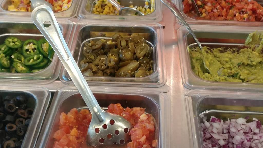 Tomatillo Taco Joint | meal delivery | 114 Broad St, Stamford, CT 06901, USA | 2033244777 OR +1 203-324-4777