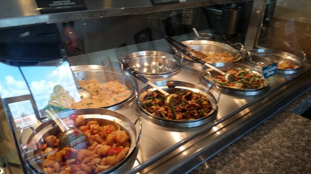 Panda Express | meal takeaway | 3207 SE Military Dr, San Antonio, TX 78223, USA | 2103596989 OR +1 210-359-6989