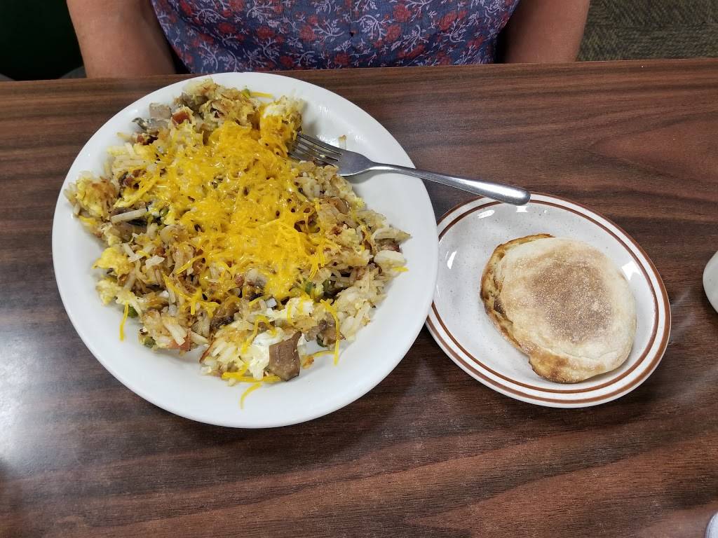 Dees Restaurant | restaurant | 1109 C Bowers Ave NW, New Philadelphia, OH 44663, USA | 3303649221 OR +1 330-364-9221