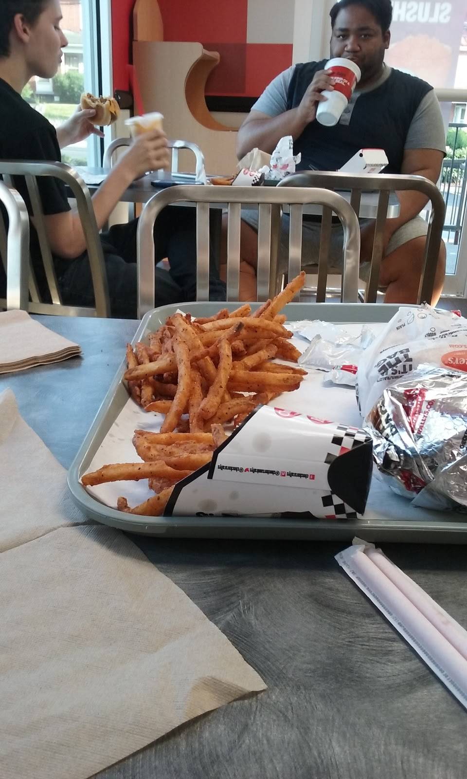 Checkers | restaurant | 826 Berryville Ave, Winchester, VA 22602, USA | 5407222001 OR +1 540-722-2001