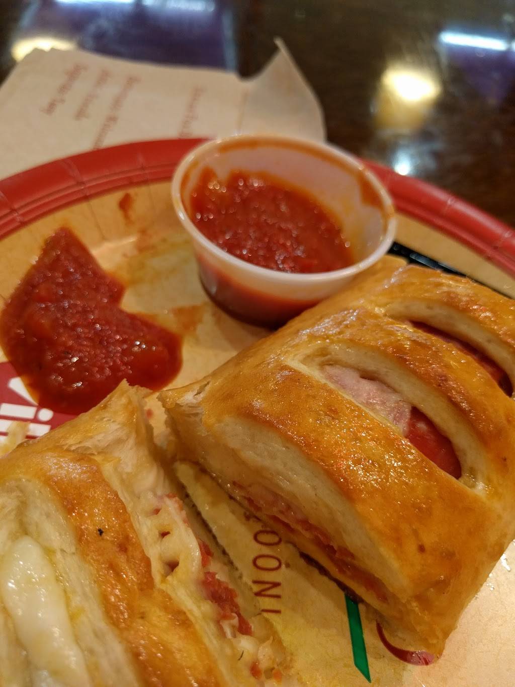 Villa Fresh Italian Kitchen | restaurant | 8 Lakewood Center Mall, Lakewood, CA 90712, USA | 5622724510 OR +1 562-272-4510