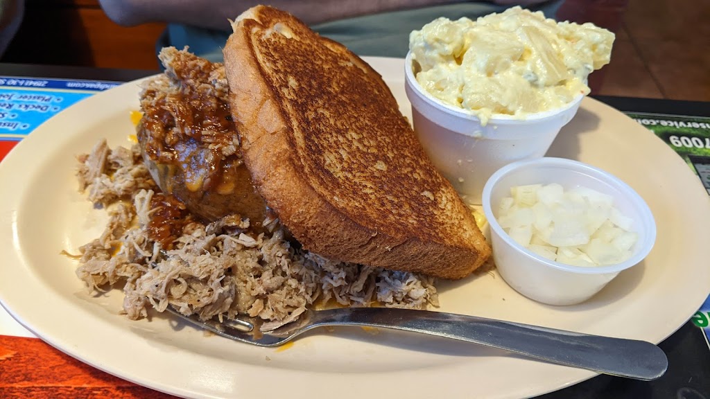 Jordans BBQ | restaurant | 110 N Reynolds Rd, Bryant, AR 72022, USA | 5018476167 OR +1 501-847-6167