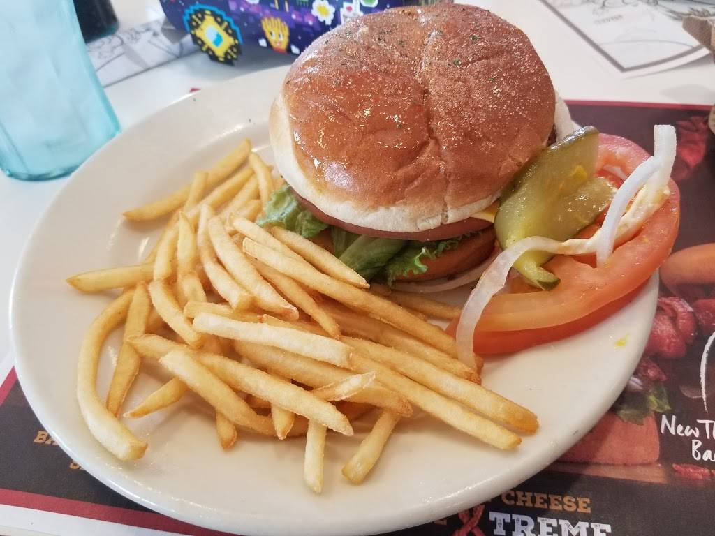 Steak n Shake | restaurant | 4240 Venture Dr, Peru, IL 61354, USA | 8152243111 OR +1 815-224-3111