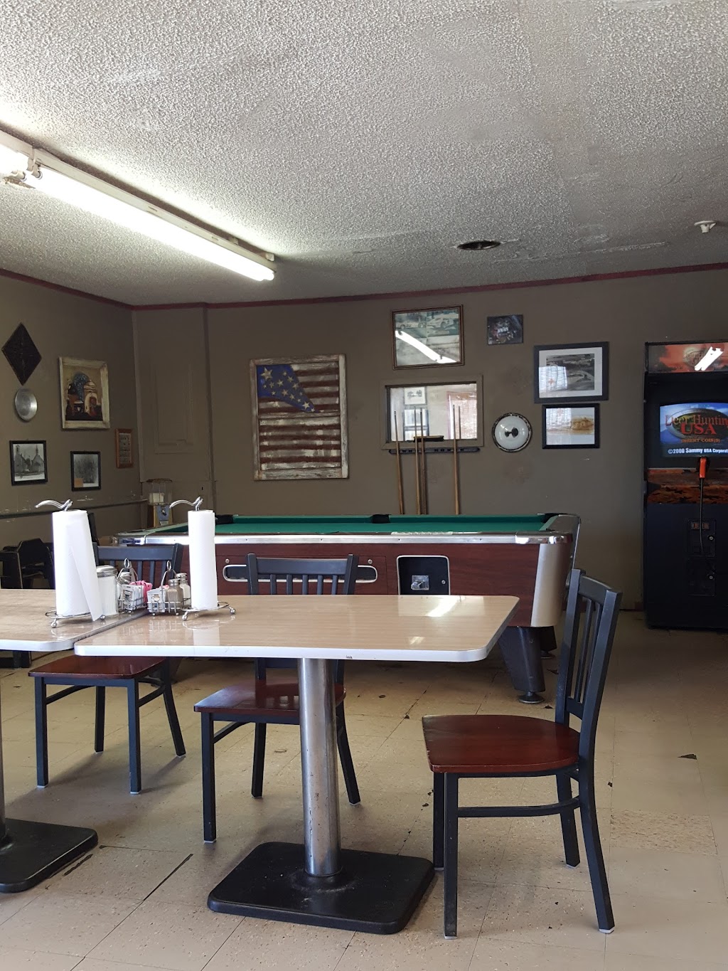 Chancys Grill & Shake | restaurant | US-59, Moran, KS 66755, USA | 6202374534 OR +1 620-237-4534