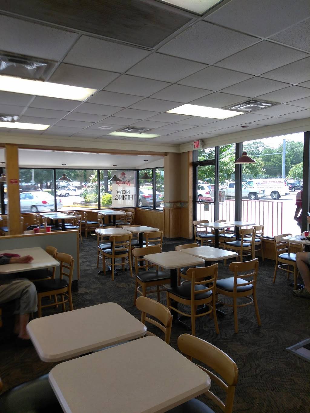 Wendys | restaurant | 6892 Garners Ferry Rd, Columbia, SC 29209, USA | 8037768440 OR +1 803-776-8440