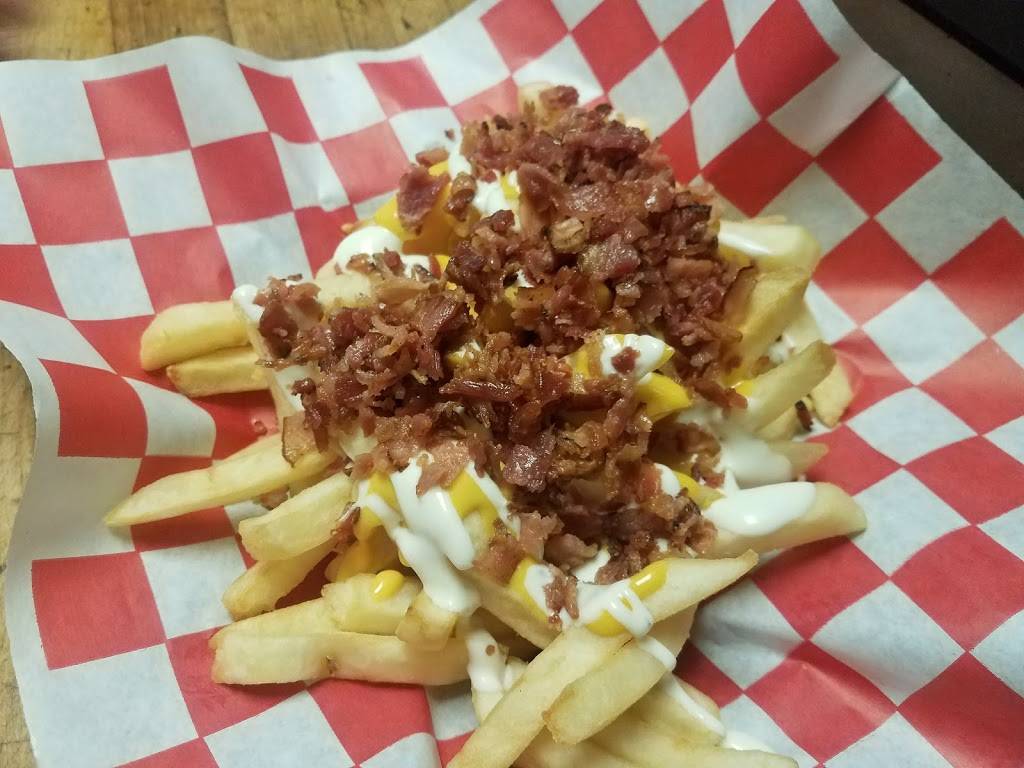 Depot Dairy Bar & Restaurant | restaurant | 90 Depot St, Camden, OH 45311, USA | 9374523653 OR +1 937-452-3653