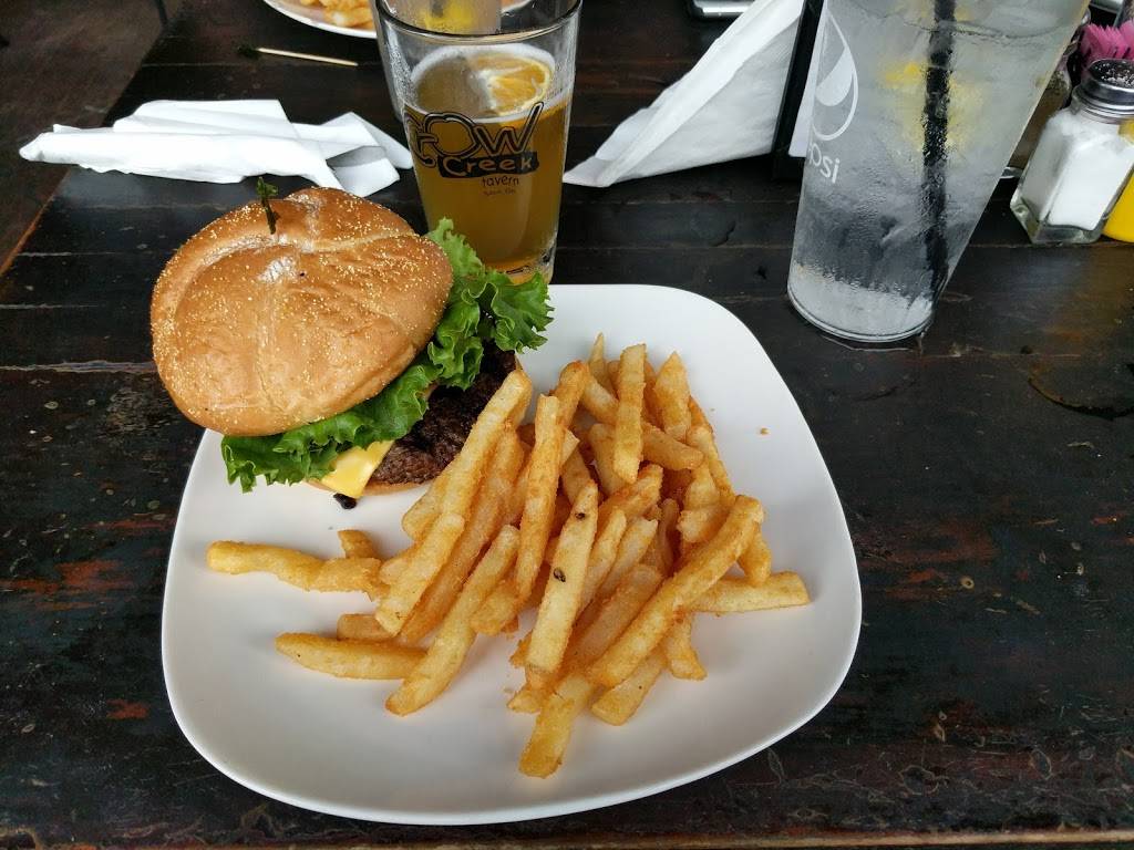 Crow Creek Tavern | restaurant | 3534 S Peoria Ave, Tulsa, OK 74105, USA | 9187499100 OR +1 918-749-9100