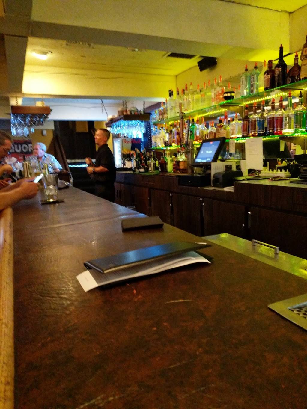 Hunter Steakhouse - Oceanside | restaurant | 1221 Vista Way, Oceanside, CA 92054, USA | 7604332633 OR +1 760-433-2633