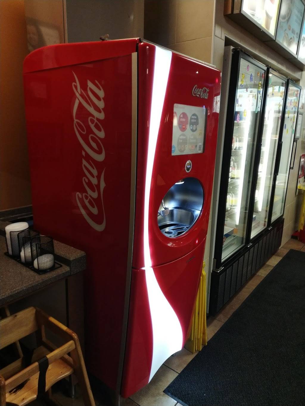 Dairy Queen Grill & Chill | restaurant | 8095 High Pointe Dr, Newburgh, IN 47630, USA | 8124906336 OR +1 812-490-6336