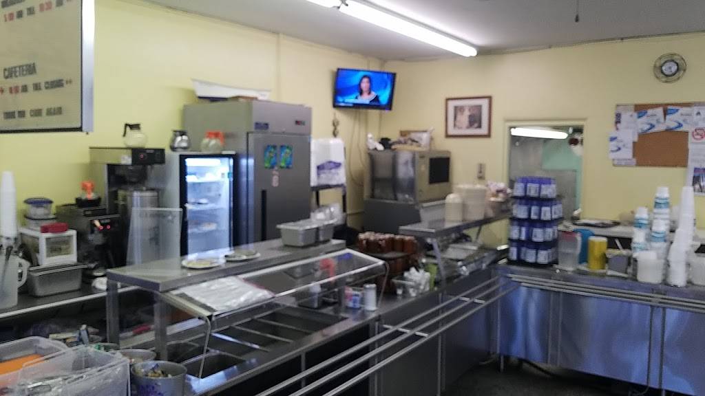 Veras Diner | restaurant | 8168 Main St, Vanceboro, NC 28586, USA | 2522441464 OR +1 252-244-1464