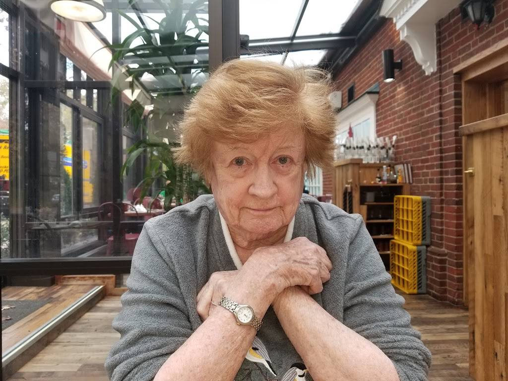 Spring Valley Shopping Center | shopping mall | 4851 Massachusetts Ave NW, Washington, DC 20016, USA | 7034424300 OR +1 703-442-4300