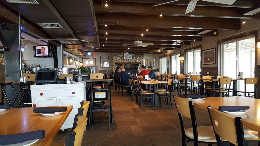 Michaels Harborside | restaurant | 1 Tournament Wharf, Newburyport, MA 01950, USA | 9784627785 OR +1 978-462-7785