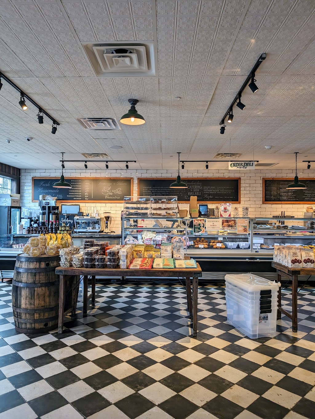 Neroli Mercato & Deli | restaurant | 274 Washington St, Westwood, MA 02090, USA | 7813752594 OR +1 781-375-2594