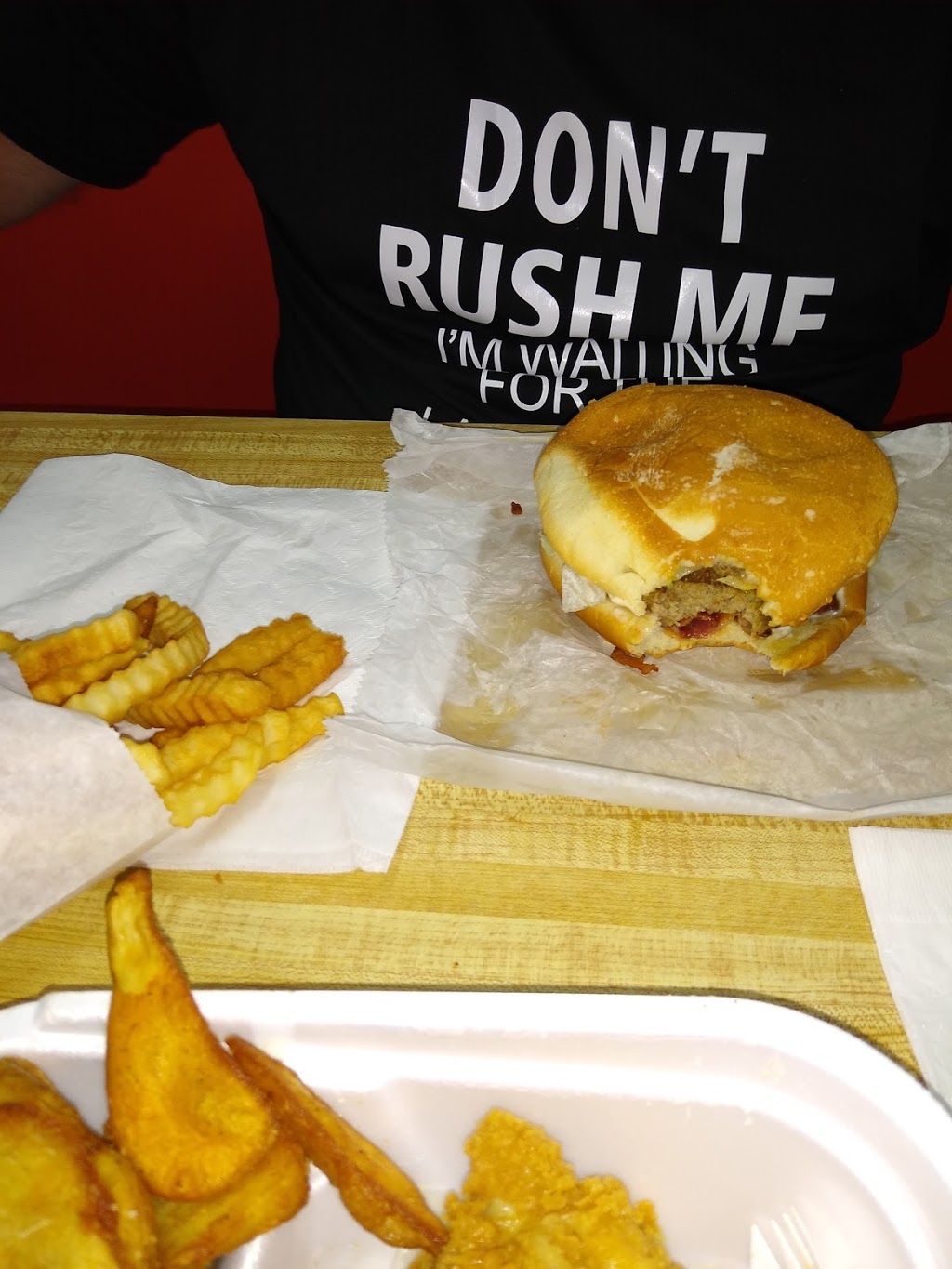 J & Js Fried Chicken & Seafood | meal takeaway | 1311 E Screven St, Quitman, GA 31643, USA | 2292637907 OR +1 229-263-7907