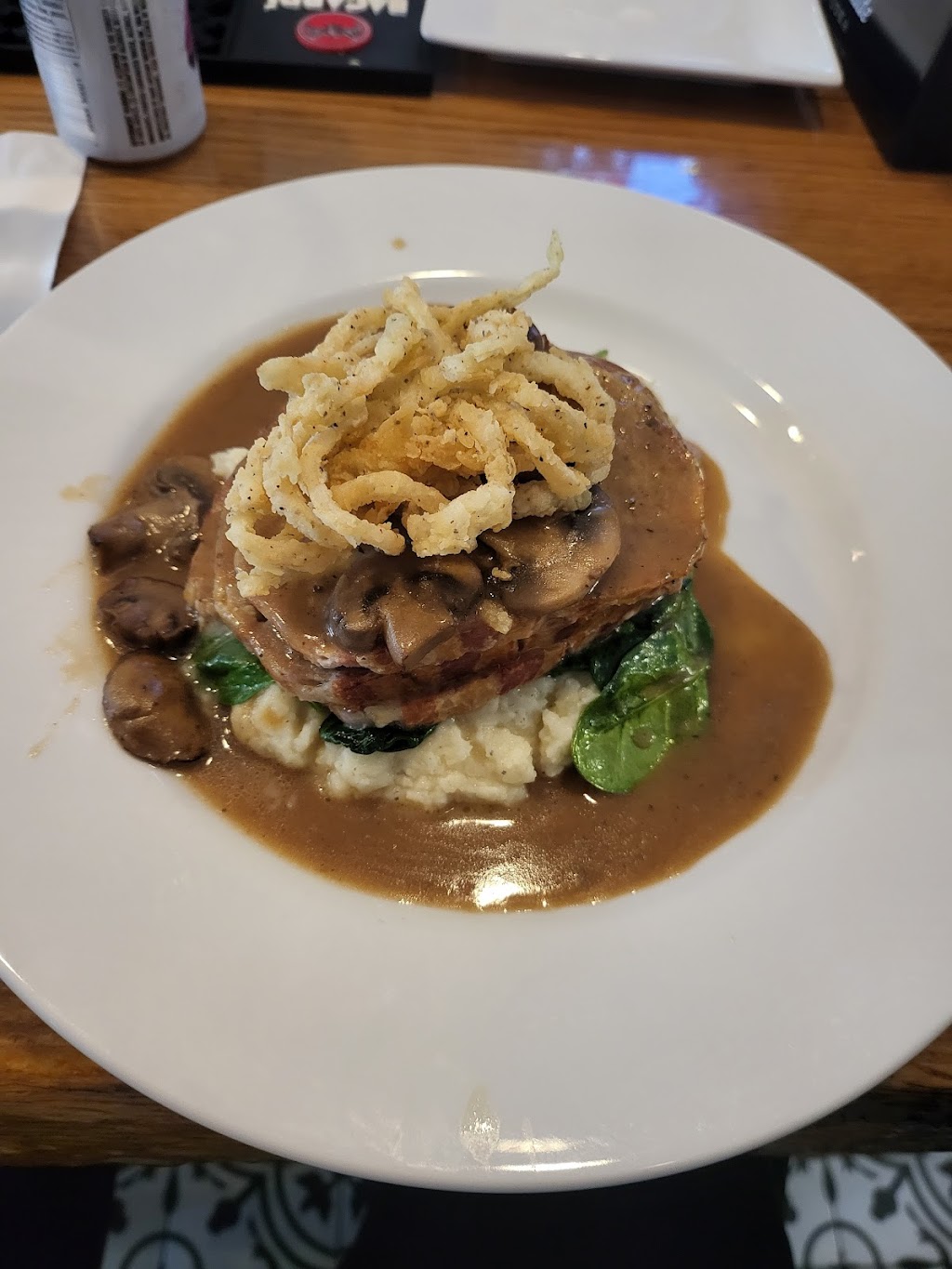 Oak Beach Bar + Grill | restaurant | 291 Captain Thomas Blvd, West Haven, CT 06516, USA | 2034793500 OR +1 203-479-3500