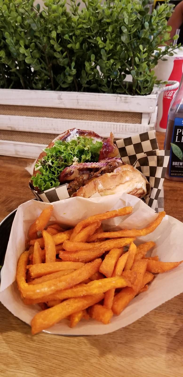 A+ Burger | restaurant | 6228 Telegraph Ave, Oakland, CA 94609, USA | 5102509598 OR +1 510-250-9598