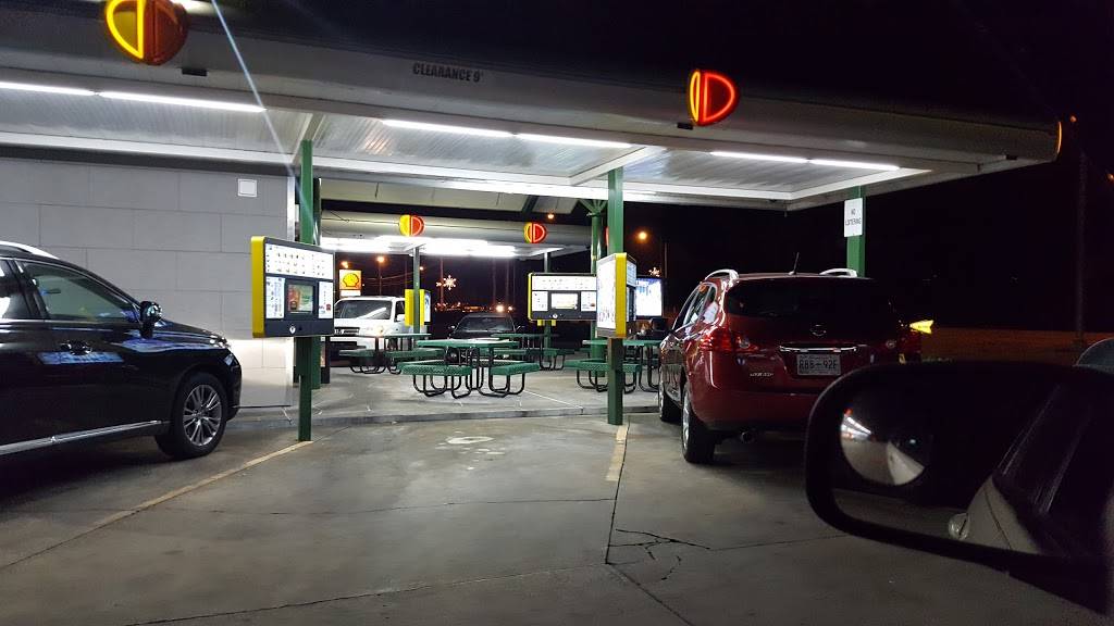 Sonic Drive-In | restaurant | 559 E Main St, Hendersonville, TN 37075, USA | 6158262135 OR +1 615-826-2135