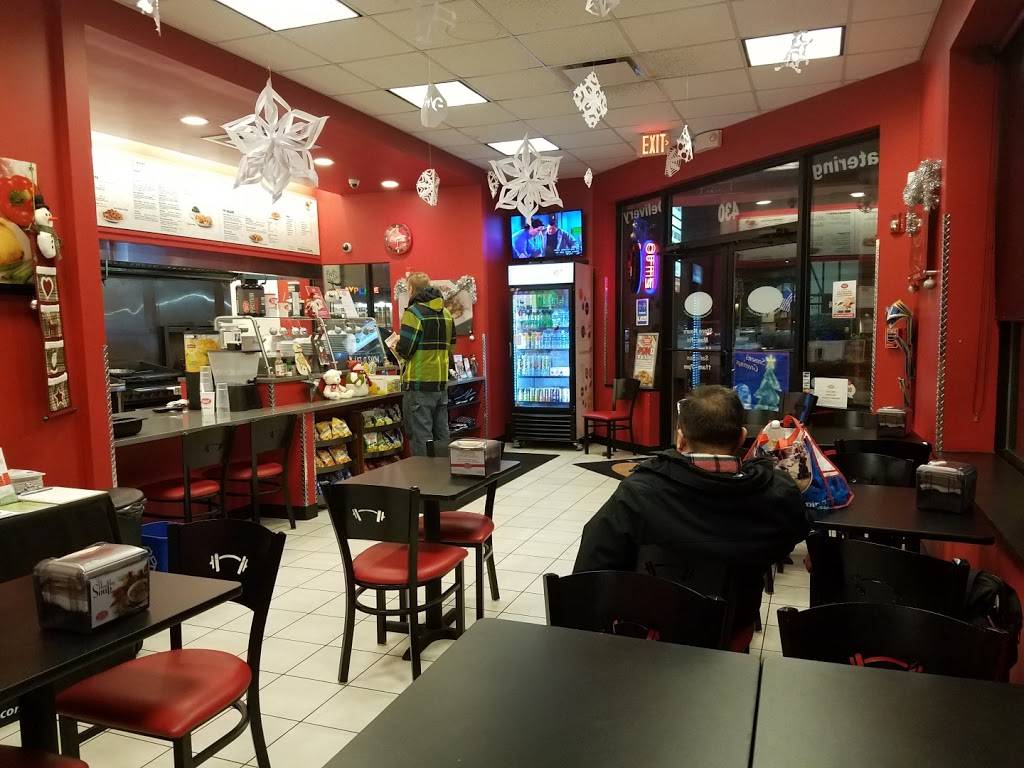 Muscle Maker Grill | restaurant | 430 Roosevelt Rd, Glen Ellyn, IL 60137, USA | 6307900000 OR +1 630-790-0000