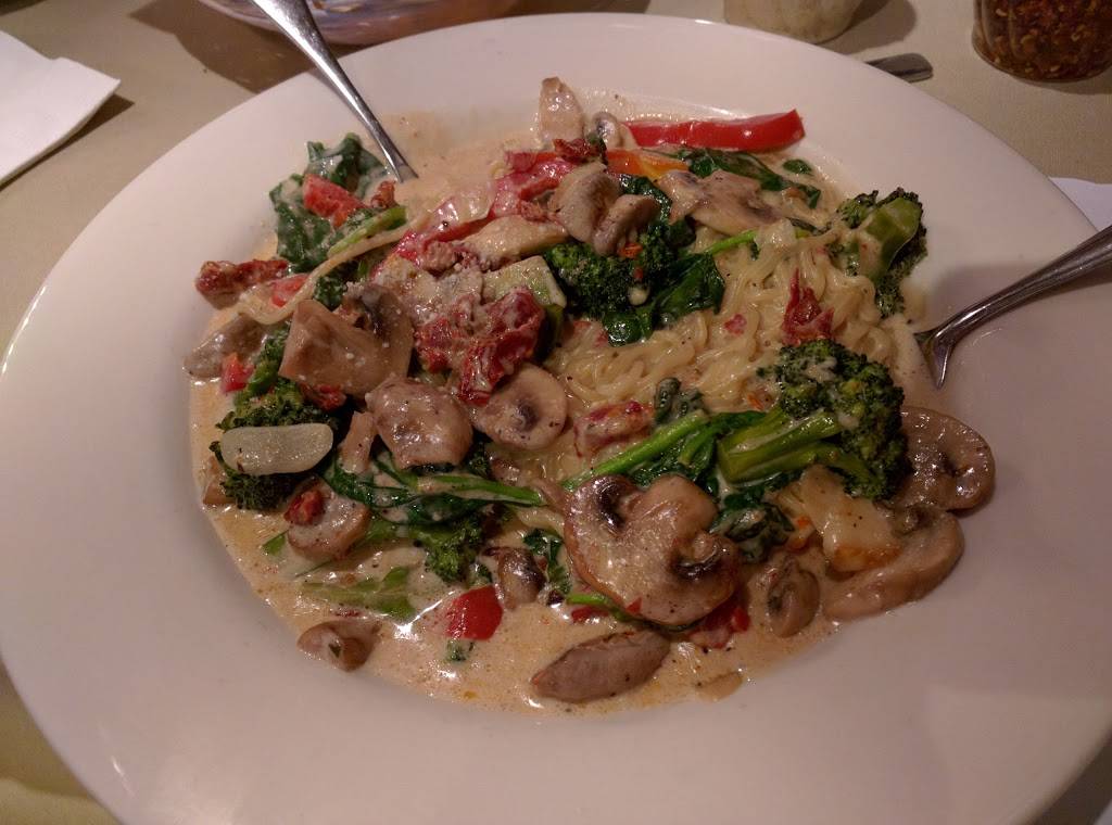 Di Pillas Italian Restaurant | restaurant | 9013 Valley Blvd, Rosemead, CA 91770, USA | 6262860275 OR +1 626-286-0275