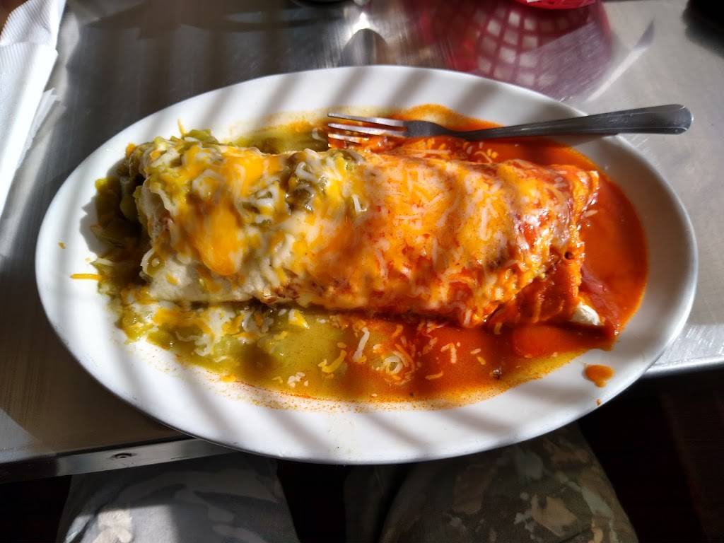 Sandras | restaurant | 831 N Main St, Belen, NM 87002, USA | 5058612222 OR +1 505-861-2222