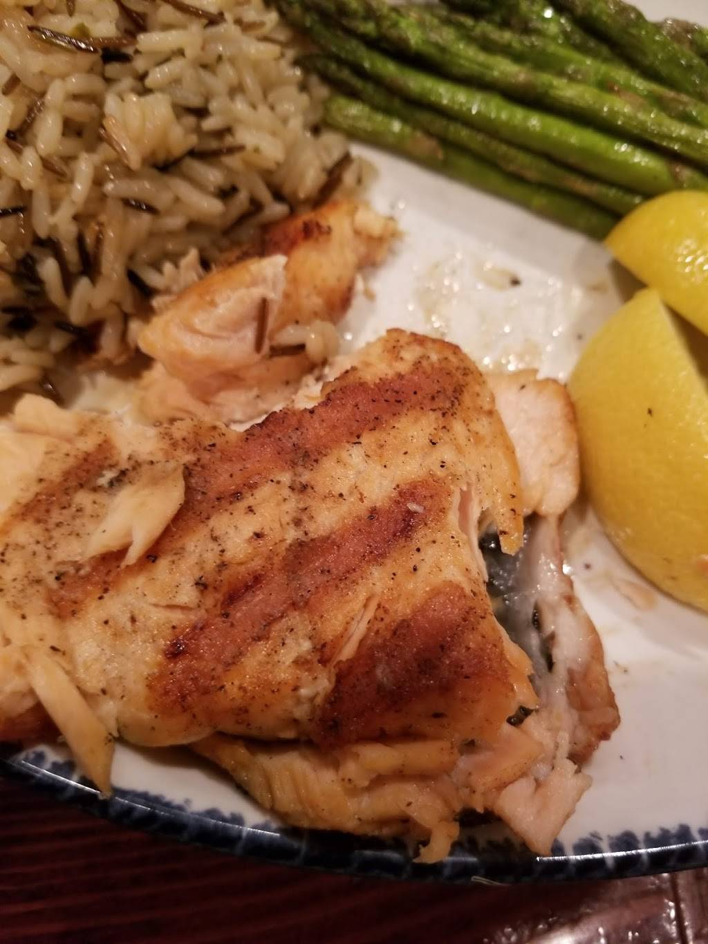 Red Lobster | restaurant | 2965 Erie Blvd E, Syracuse, NY 13224, USA | 3154451988 OR +1 315-445-1988