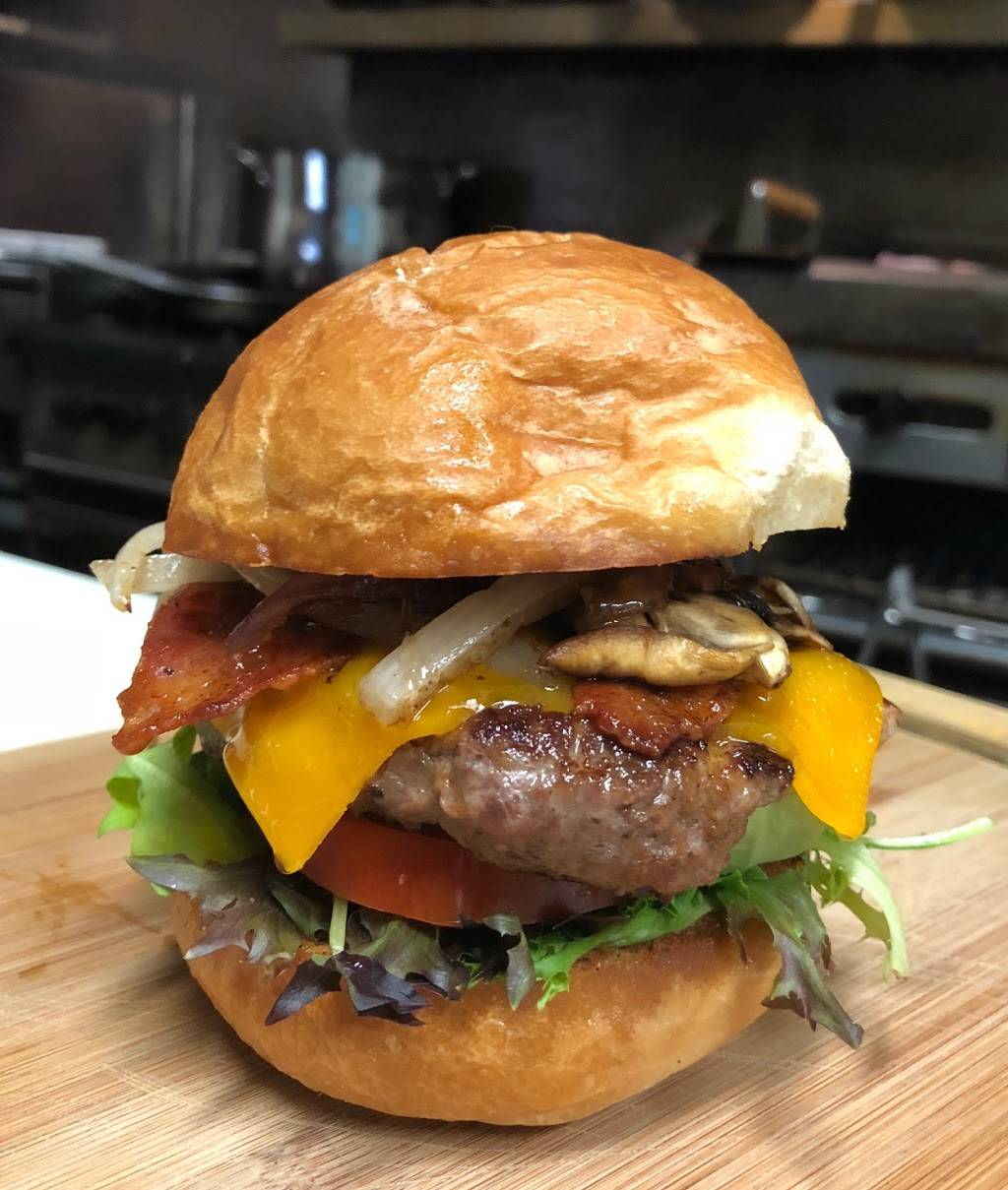 The Monaghan Cafe | restaurant | 1017 Monaghan Rd, Peterborough, ON K9J 5K9, Canada | 7057434800 OR +1 705-743-4800