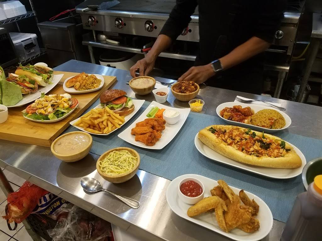 Cottons Place | restaurant | 310 S 52nd St, Philadelphia, PA 19143, USA | 2154768024 OR +1 215-476-8024