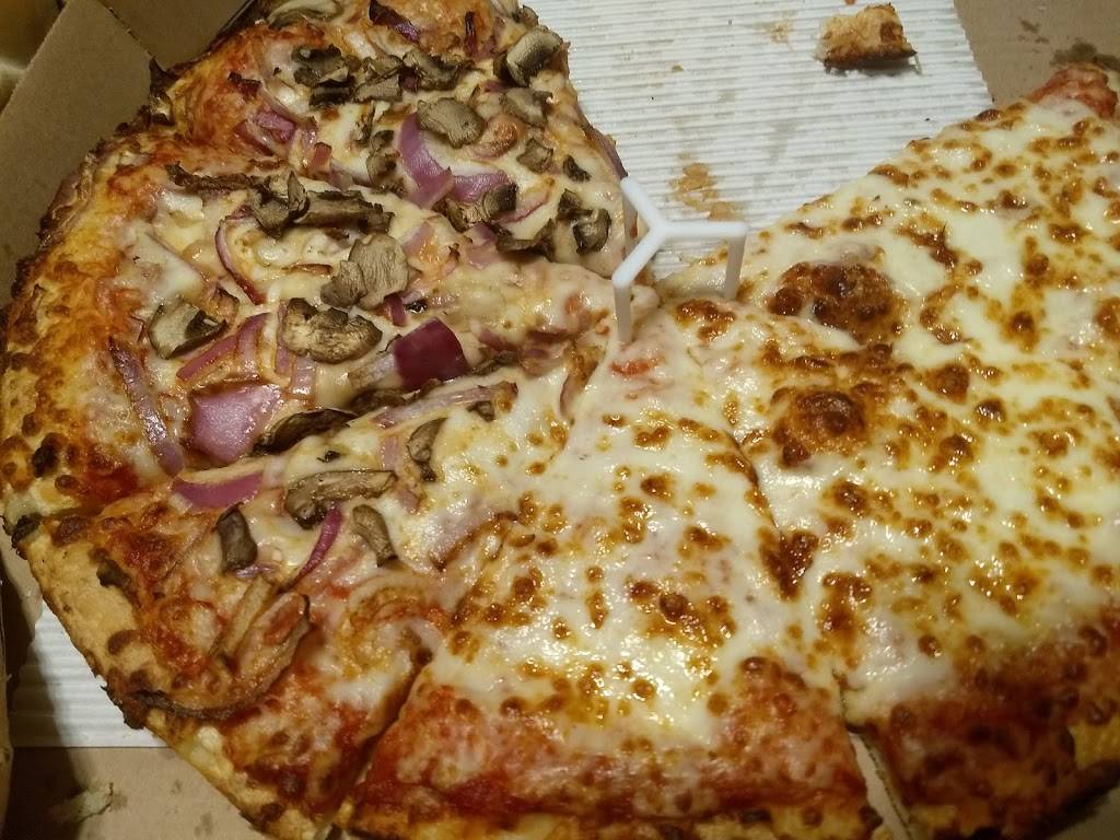 Pizza Hut | restaurant | 3420 US-601 #110, Concord, NC 28025, USA | 7047845520 OR +1 704-784-5520