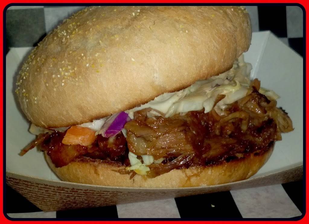 Station House Grille | restaurant | 157 Tuckerton Rd, Reading, PA 19605, USA | 4846712910 OR +1 484-671-2910