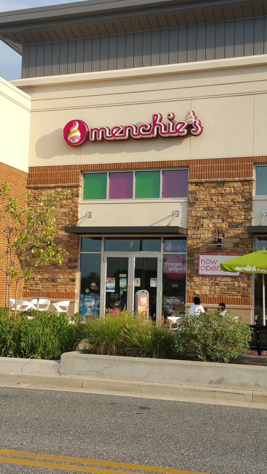 Menchies Frozen Yogurt Abingdon | bakery | 3473 Merchant Boulevard Ste F, Abingdon, MD 21009, USA | 4105695080 OR +1 410-569-5080