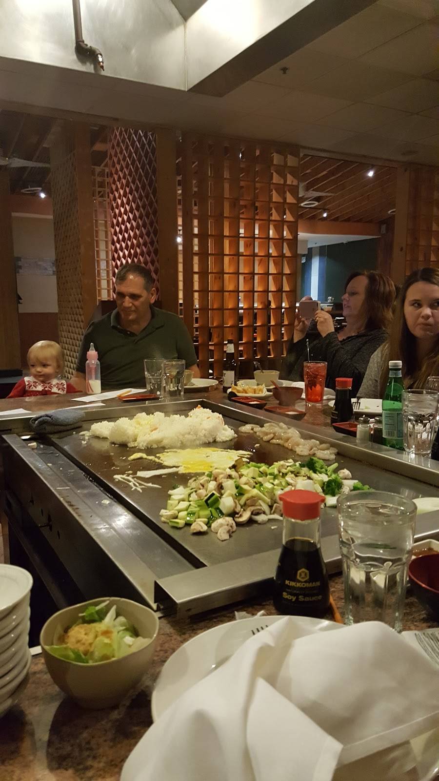 Hiras | restaurant | 15202 W 119th St, Olathe, KS 66062, USA | 9137801118 OR +1 913-780-1118